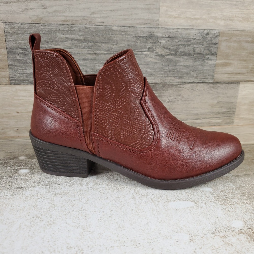 Easy Street Legend Womens Western Boots Sz 7.5 M Tan Embo Slip On Block Heel